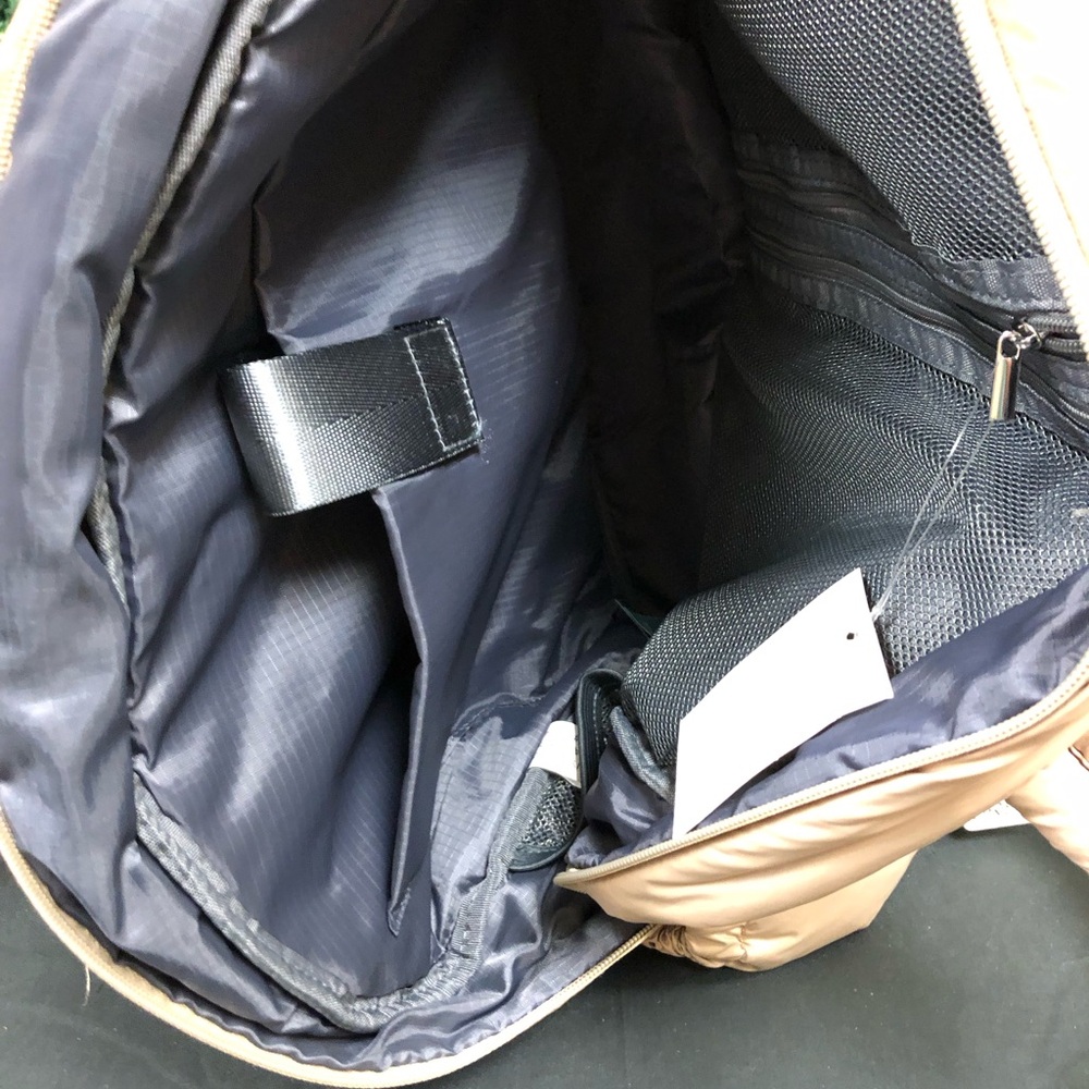 Urban Expressions Handbags Rae Duffel - Picture 9 of 14